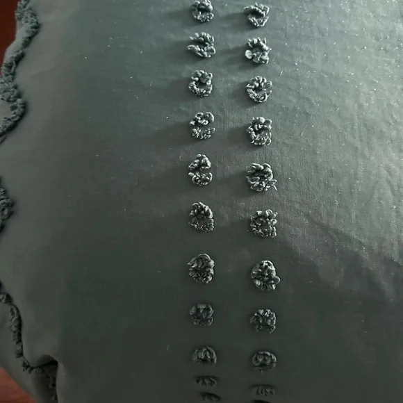 Forest green queen size tufted duvet cover and sham set - Picture 3 of 9